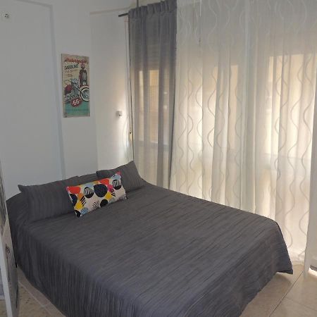 Estudio En Playa De Fuengirola Wifi Luaran gambar